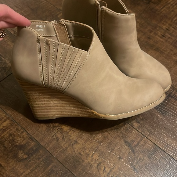 DV wedges - Picture 2 of 5